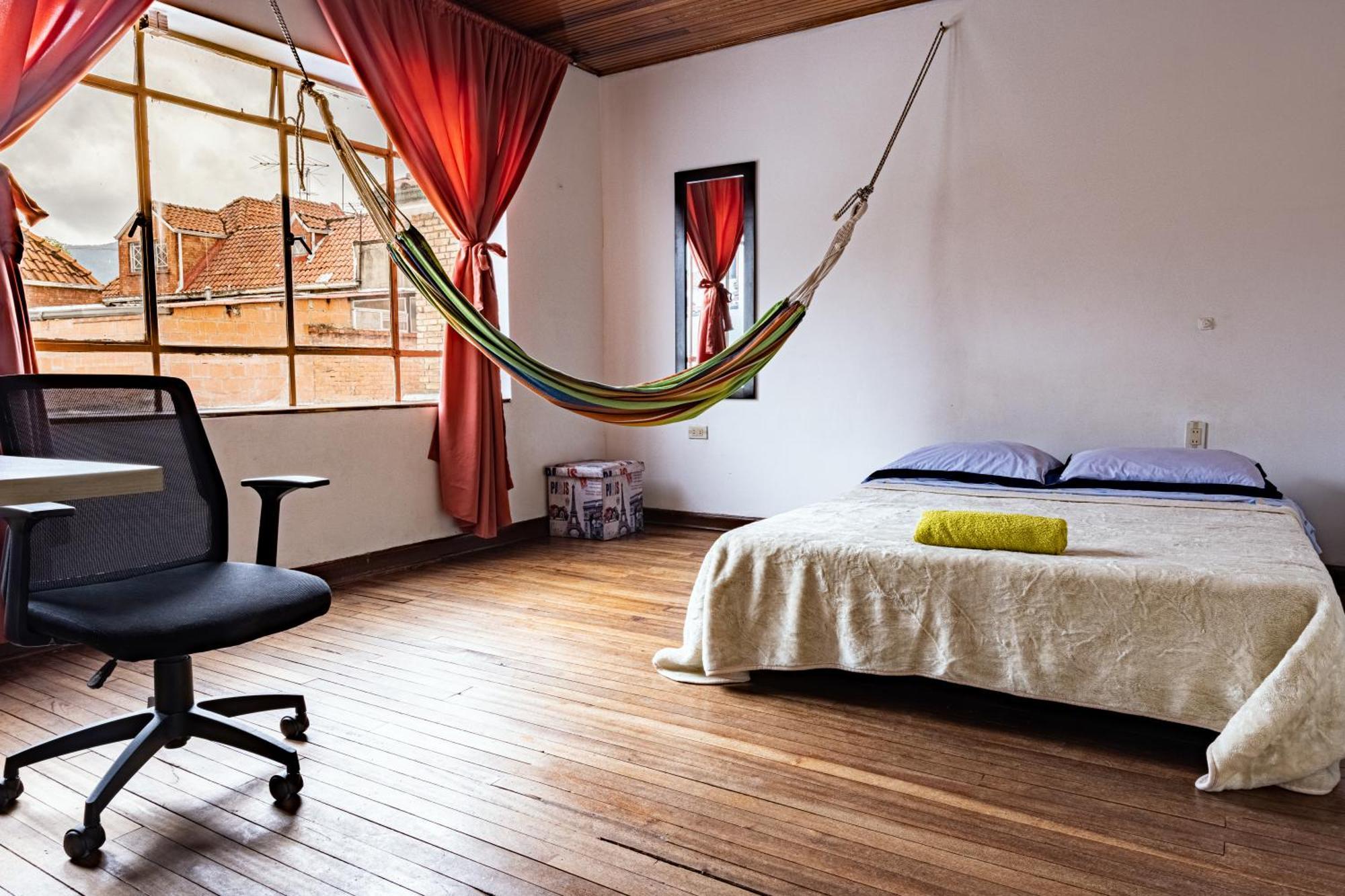 Casa En Bogota Ubicada En Zona Central Exteriör bild