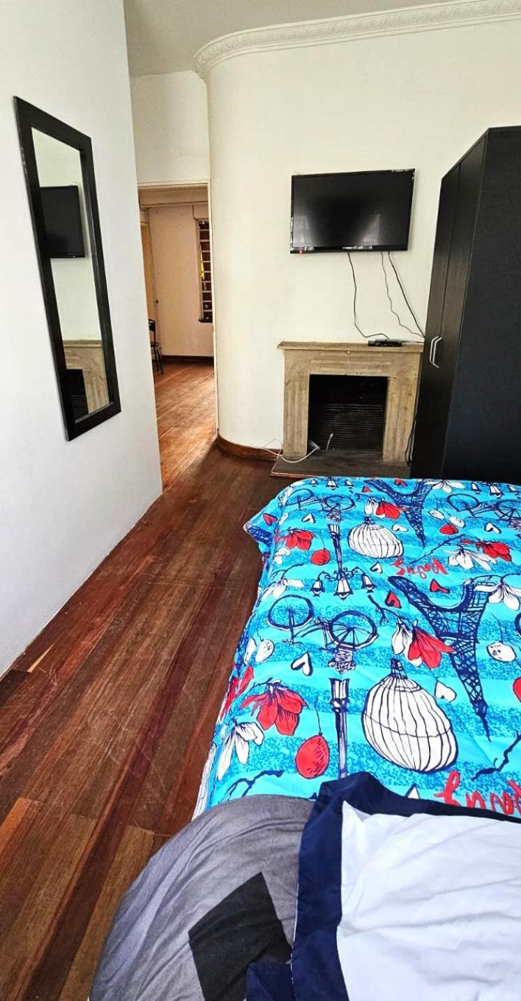 Casa En Bogota Ubicada En Zona Central Exteriör bild